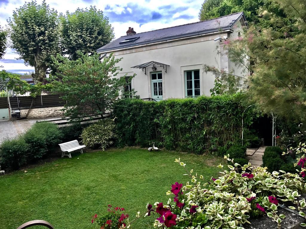 Octroi Saint-Jacques Bed & Breakfast Бон Екстериор снимка