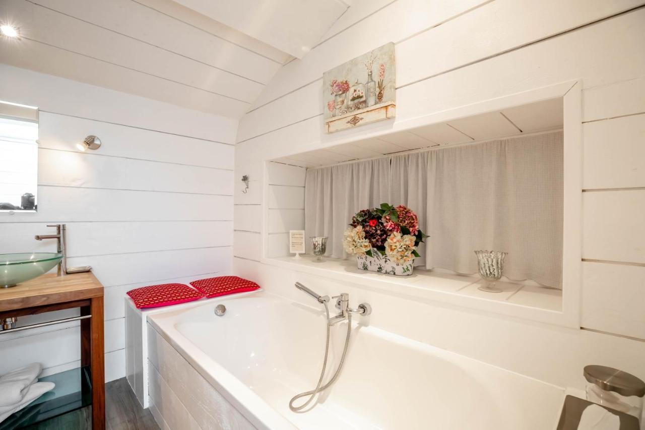 Octroi Saint-Jacques Bed & Breakfast Бон Екстериор снимка
