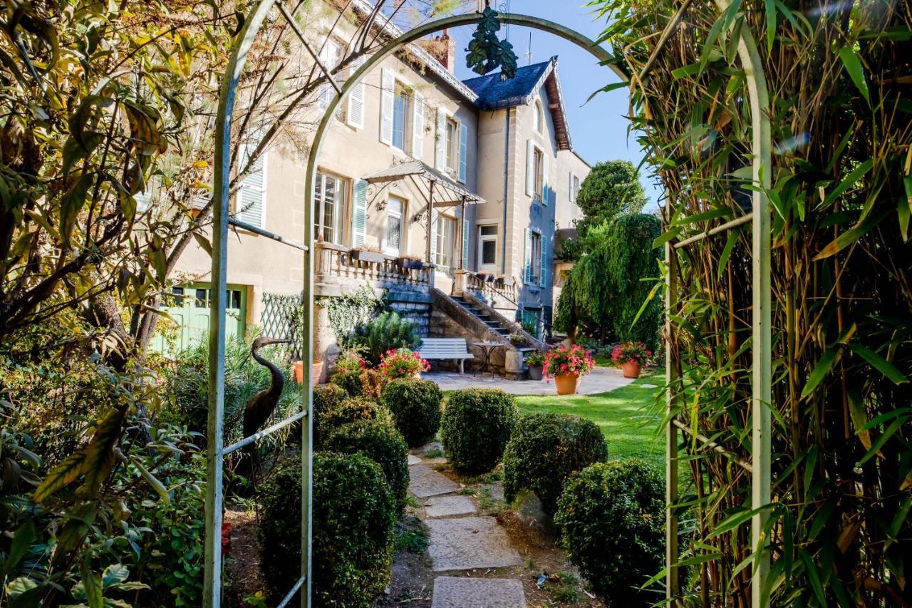 Octroi Saint-Jacques Bed & Breakfast Бон Екстериор снимка